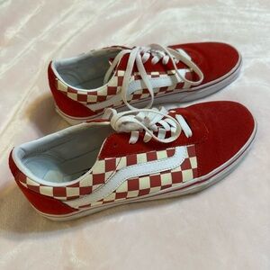 Women’s Vans Red and White Old Skool Checkerboard Shoes - size 9.5
